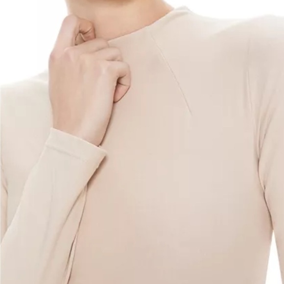 NWOT Alice and Olivia Becker Mock Neck Bodysuit - Picture 7 of 14